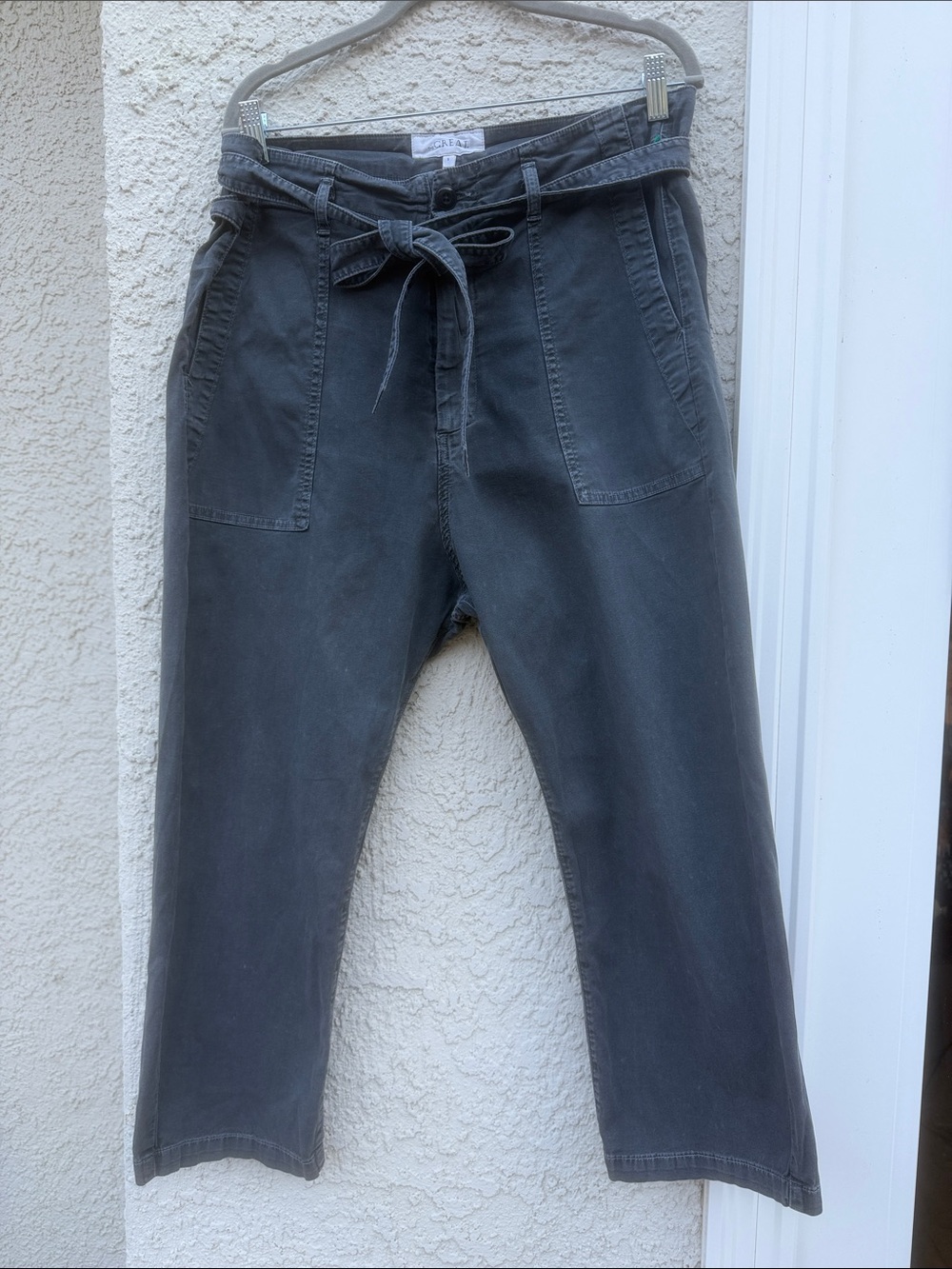 The GREAT. Women's Grey Paperbag Cropped Chino Pants Size 3/L